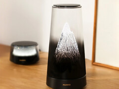 De Huawei X3 Pro router en zijn satelliet op de achtergrond. (Afbeeldingsbron: Huawei)