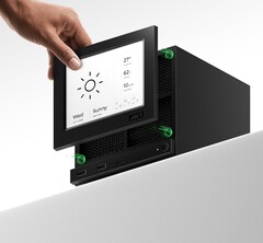 Jsaux heeft twee nieuwe frontpanelen voor de Steam Machine onthuld. Het hier getoonde e-ink-paneel beschikt over een 5,83-inch e-ink-scherm.