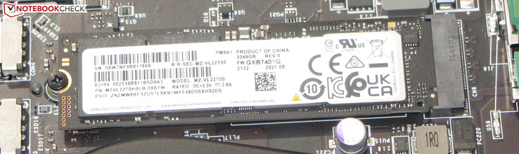 Een PCIe 4 SSD wordt gebruikt om het besturingssysteem op te slaan.