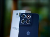 Het camerasysteem van de Moto G87 is ondanks AI niet helemaal overtuigend.