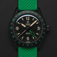 Het Nezumi Aviera horloge heeft een Miyota kaliber 9075 automatisch GMT uurwerk (Afbeelding bron: Nezumi Studios)