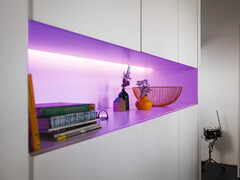 De Philips Hue Solo Lightstrip 5m lijkt goedkoper te zijn dan de oudere Lightstrip Plus (hierboven). (Afbeeldingsbron: Philips Hue)