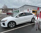 Hyundai en anderen creëren rivaal voor Supercharger-netwerk (afbeelding: fiehlsport/YT)