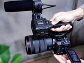 De Canon EOS C50 heeft een volbeeldsensor en videofuncties in een compacte behuizing. (Afbeeldingsbron: Canon)
