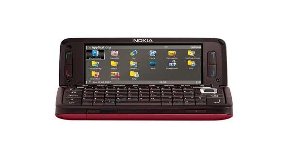 Eenmaal geopend ziet de Nokia E90 Communicator eruit als een miniatuurcomputer. (Afbeeldingsbron: Nokia)
