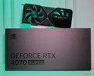 De RTX 4070 SUPER Founders Edition heeft 7.168 CUDA-kernen, een boostklok van 2.475 MHz en 12 GB VRAM.