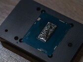 De Intel i9-14900KS zal naar verwachting op 14 maart op de markt komen, met een prijskaartje van rond de $740. (Bron: Pakhtunov via Overclock.net)