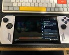 De gemodificeerde ASUS ROG Ally Z1 Extreme met SteamOS, toont een verwachte batterijlevensduur van meer dan 8 uur bij 92% lading. (Afbeeldingsbron: u/BetweenInkandPaper via Reddit)