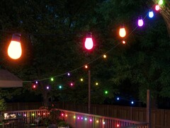 De verbeterde Smart Outdoor S14 Bulb String Lights 2 van Govee zijn nu verkrijgbaar in Europa. (Afbeeldingsbron: Govee)