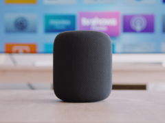 Mark Gurman meldt dat er een nieuw Apple HomePod-apparaat op komst is, vergelijkbaar met het originele model. (Afbeelding bron: Howard Bouchevereau op Unsplash)