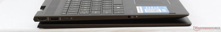 Rechterkant: SD kaartlezer, USB Type-C Gen. 1, Volumeknop, USB 3.1, stroomaansluiting