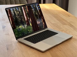 Apple MacBook Pro 16 (bron: Notebookcheck)