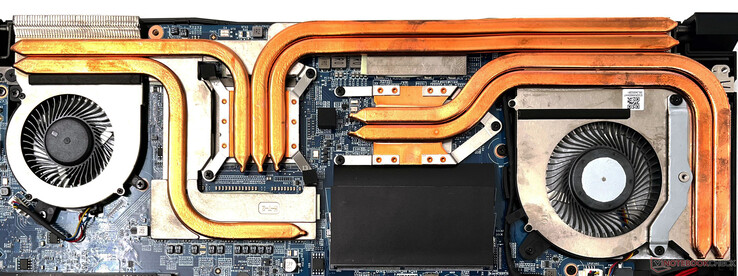 De MSI Alpha 15 biedt twee ventilatoren en zes heatpipes naar de CPU en de GPU