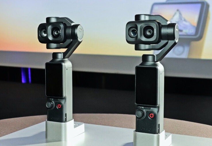 Een paar DJI Osmo Pocket 4P camera's te zien in Cannes.