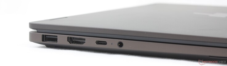 Links: USB-A (10 Gbps), HDMI 2.1, USB-C 3.2 Gen. 2 (40 Gbps) met DisplayPort 2.1 + Power Delivery 3.1, 3,5 mm-hoofdtelefoonaansluiting