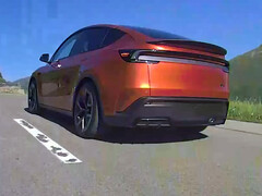De Tesla Model Y Performance-uitvoering van 2026 (bron: @stenboo/X)