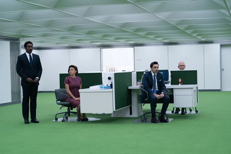Severance seizoen 2 werd voornamelijk gefilmd met Sony's Venice 2, die gedurende het hele seizoen als A-camera diende. (Afbeeldingsbron: Apple TV+)