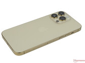 De iPhone 14 Pro Max heeft een iets slechtere batterijduur dan zijn voorganger. (Beeldbron: NotebookCheck)