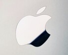 Apple zou het eerste bedrijf kunnen zijn dat een boete krijgt volgens de Digital Markets Act. (Afbeelding: Alex Kalinin)