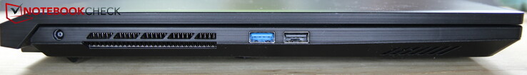 Links: voeding, USB-A 3.0, USB-A 2.0