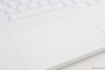 Clickpad is luid en scherp wanneer het wordt ingedrukt, ondanks het kleine oppervlak