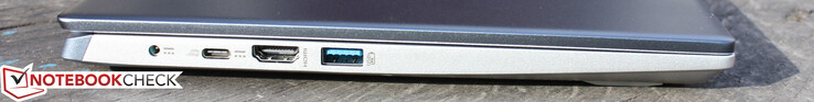 Links: AC-adapter (barrel plug), USB Type-C 3.1 w/ PD en DisplayPort, HDMI, USB-A 3.1