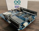 De Arduino UNO Q is eigenlijk een Raspberry Pi met Arduino-genen (Afbeelding bron: Notebookcheck)