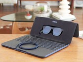 De Spacetop G1 beschikt over 5G, Bluetooth 5.3 en Wi-Fi 7 connectiviteit. (Afbeeldingsbron: Sightful)