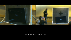 De Displace TV demonstreert zijn nieuwe veiligheidsfunctie. (Bron: Displace)