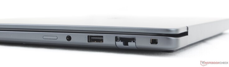 Rechts: Nano-SIM-sleuf (optioneel), 3,5 mm-hoofdtelefoonaansluiting, USB-A 3.2 Gen. 1 (5 Gbps), RJ-45 (1 Gbps), Noble-vergrendeling