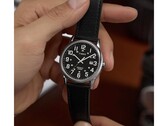De Timex TW2Y12800JQ wordt geleverd met een zilverkleurige kast van 38 mm.