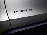 De 3-rij Model Y L wordt geleverd met een grotere batterij. (Afbeeldingsbron: Tesla China/Weibo)