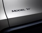 De 3-rij Model Y L wordt geleverd met een grotere batterij. (Afbeeldingsbron: Tesla China/Weibo)