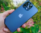 De aankomende iPhone 16 Pro-serie zal over de hele linie dunnere randen hebben. (Bron: Notebookcheck)