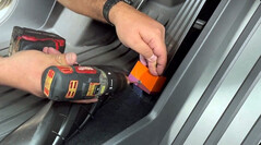 De oplossing voor de terugroepactie boort een gat in het pedaal (Afbeelding: Aaron Cash/X)