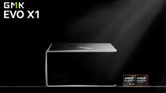 GMKTec EVO-X1 wordt geleverd met een OCuLink-poort en heeft AMD Ryzen AI 9 HX 370 (Afbeeldingsbron: GMKtec - bewerkt)
