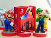 Nintendo lanceert de Switch OLED in oktober 2021. (Afbeelding bron: Nintendo, Ryan Quintel op Unsplash, bewerkt)