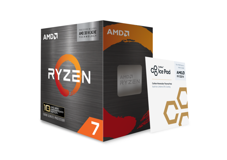 AMD Ryzen 7 5800X3D met een thermisch kussen dat bij de CPU wordt geleverd.