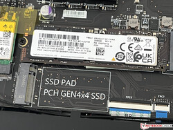 De GT77 heeft drie M.2-2280-slots (1x PCIe 5.0, 2x PCIe 4.0)