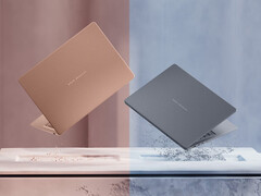 De Panther Lake ZenBook 14 OLED belooft tot 18 uur surfen op het internet na een volledige oplaadbeurt. Afgebeeld: een promotiefoto waarop twee kleurvarianten van de laptop te zien zijn.