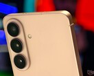 Volgens een bericht uit Korea heeft Samsung bevestigd dat de Galaxy S27 Ultra uitsluitend zal beschikken over een systeem met drie camera’s.