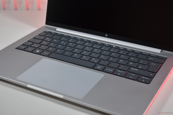 HP EliteBook 8 G1a 14: toetsenbord