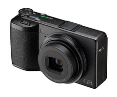 Ricoh kondigt de GR IV compacte digitale camera met 28mm lens aan. (Afbeeldingsbron: Ricoh)