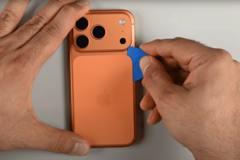 iPhone 17 Pro uit elkaar halen (Afbeelding Bron: iFixit)