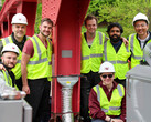 Leden van het onderzoeksteam van UMass Amherst en MIT op de reparatieplaats in Great Barrington (Beeldbron: UMass Amherst)