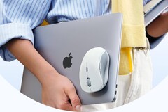 De ESR MagMouse draadloze muis is 's werelds eerste magnetisch bevestigbare muis met ingebouwde oplaadkabel (Afbeelding bron: ESR)