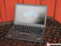 Lenovo ThinkPad A275. Testtoestel voorzien door Lenovo Germany.
