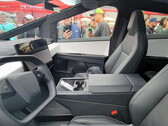 Foto van Tesla Cybertruck-interieur wijst op geventileerde stoelen (afbeelding: Greggertruck)