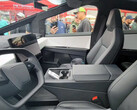 Foto van Tesla Cybertruck-interieur wijst op geventileerde stoelen (afbeelding: Greggertruck)