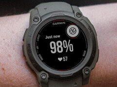 De Instinct E en Instinct 3 zouden niet langer moeten crashen wanneer GPS-gestuurde activiteiten actief zijn. (Afbeelding bron: Garmin)